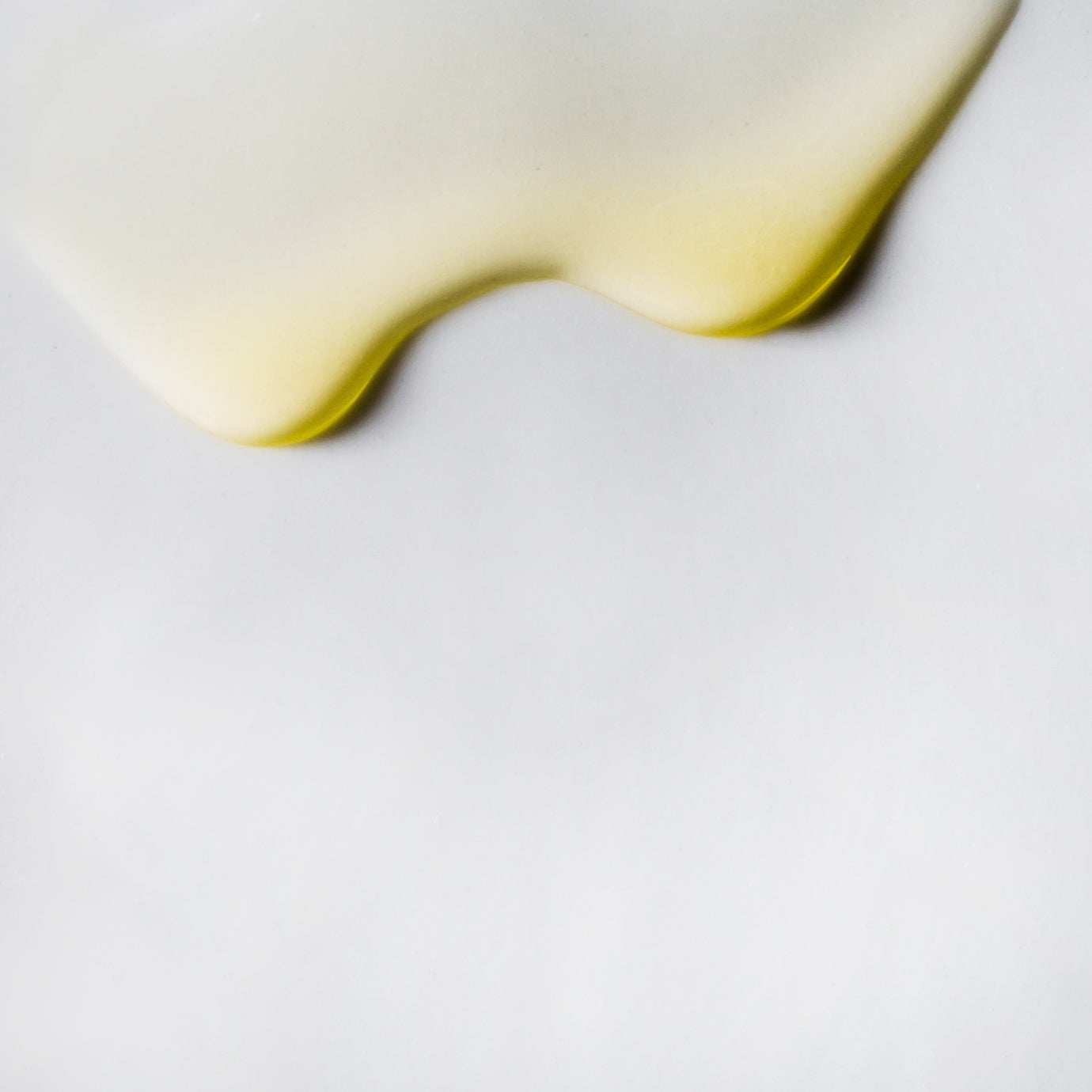 The Skincare Ingredient Pairing Guide: What to Mix, What to Skip
