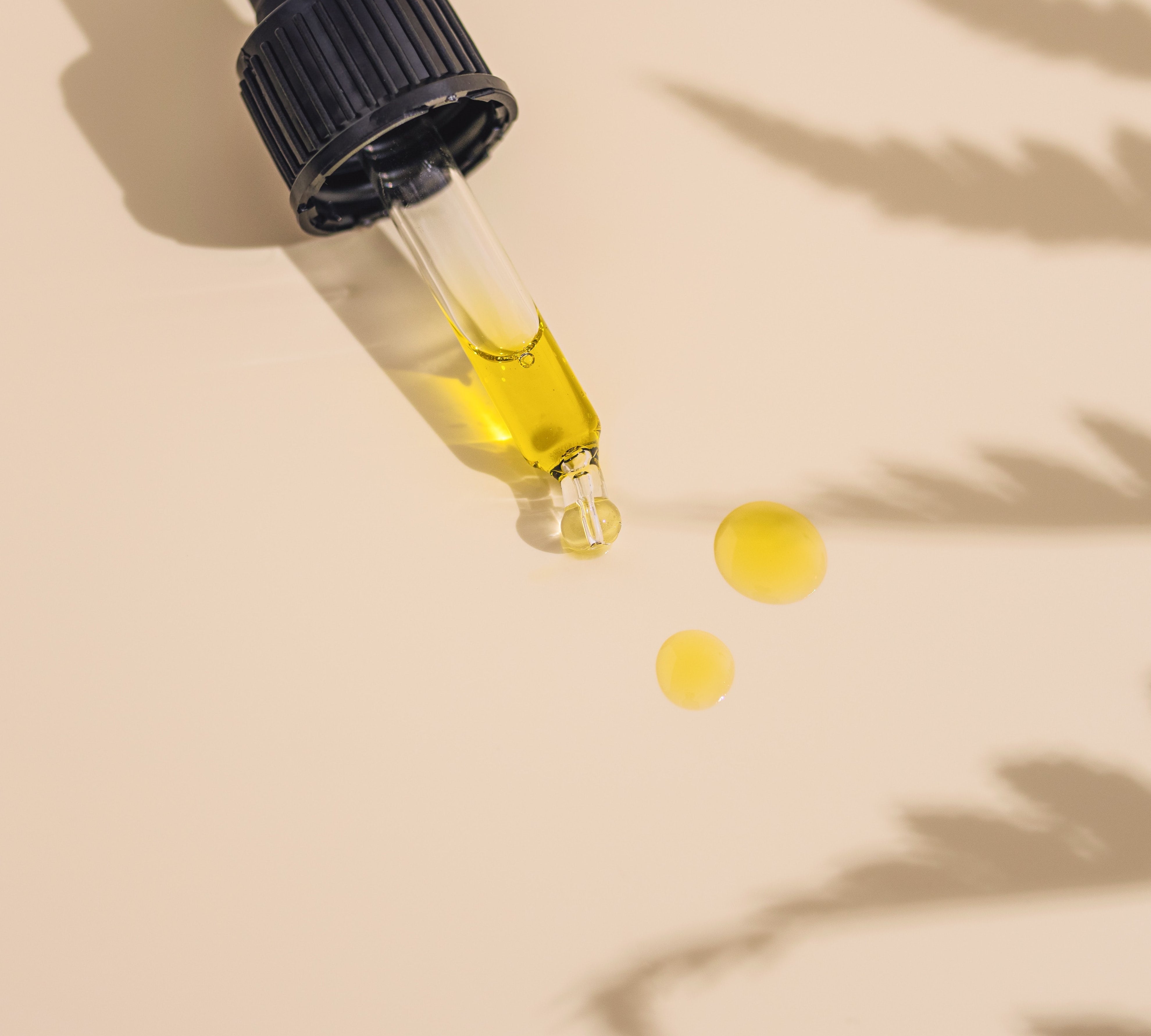 How to Simplify Your Skincare Routine and Discover the Benefits of “Less is More”
